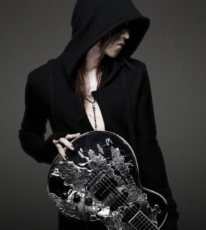 Sugizo Artist Profile e Music