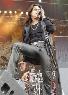 Andre Matos pictures