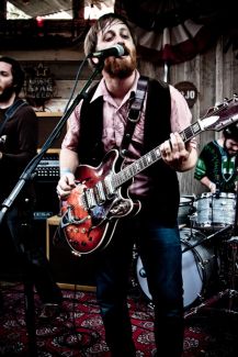 Dan Auerbach pictures