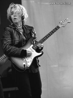 Debbie Davies pictures