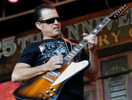 Tommy Castro pictures