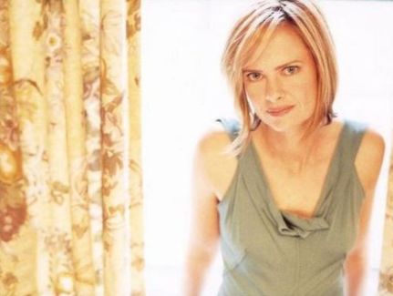 Alison Brown pictures