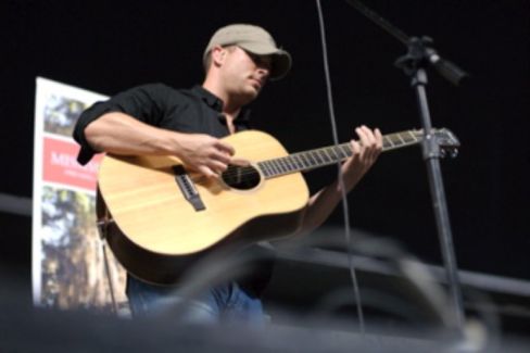 Jonny Diaz pictures