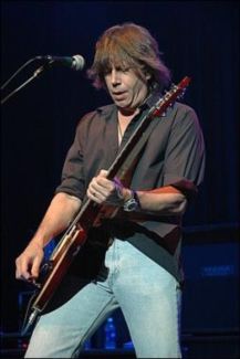 Pat Travers pictures