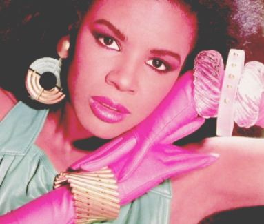 Angela Winbush pictures