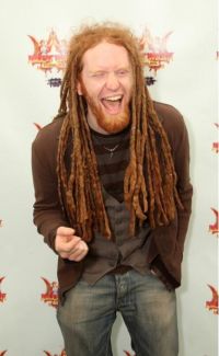 Newton Faulkner pictures