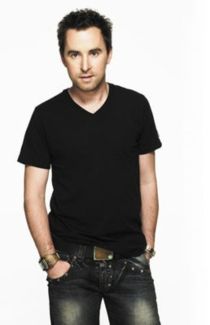 Damien Leith pictures