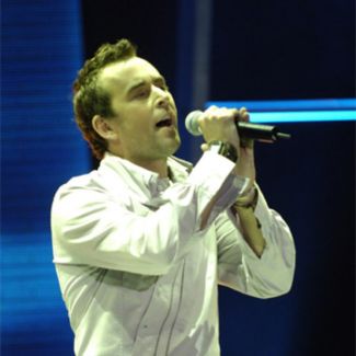 Damien Leith pictures