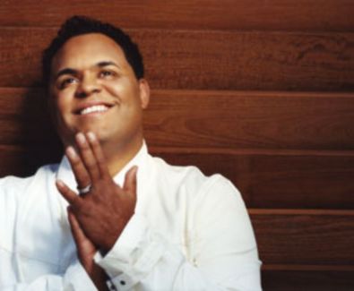 Israel Houghton pictures