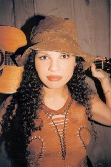 Alana Davis pictures
