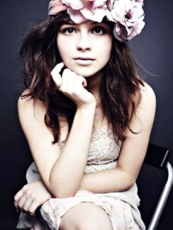 Gabrielle Aplin pictures
