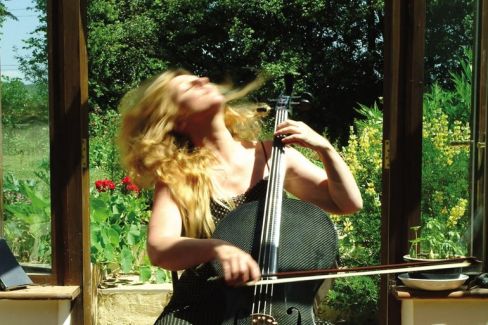 Caroline Lavelle pictures