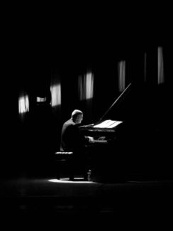 Ludovico Einaudi pictures