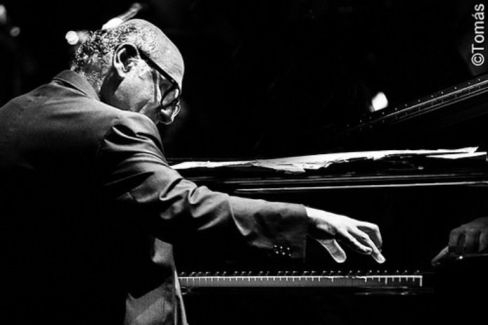 Ludovico Einaudi pictures