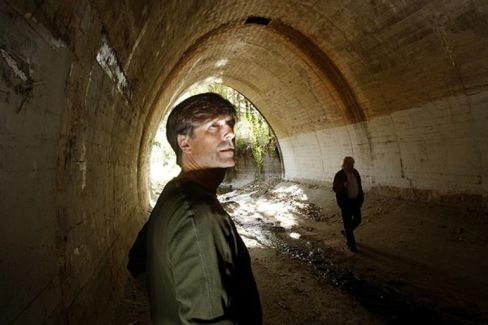 Thomas Newman pictures