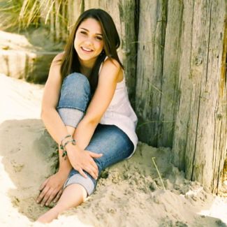 Andrea Ross pictures