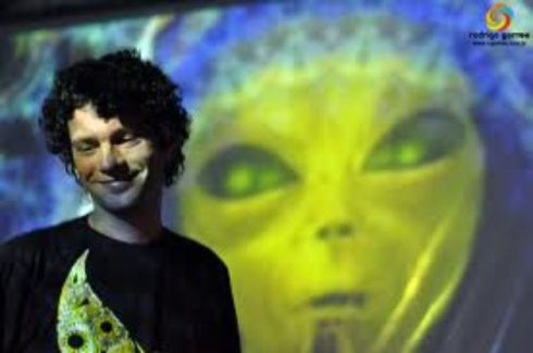 Burn in Noise pictures