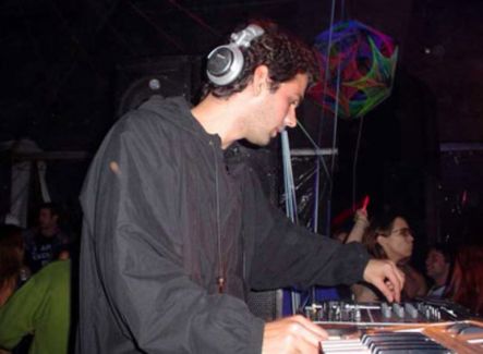 Burn in Noise pictures