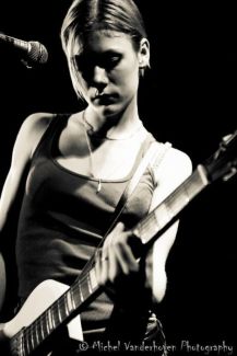 Trixie Whitley pictures