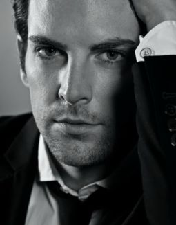 Chris Mann pictures