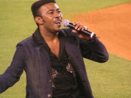 Antony Santos pictures