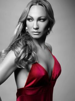 Charlotte Perrelli pictures