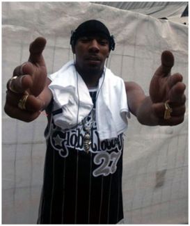 Busta Flex pictures