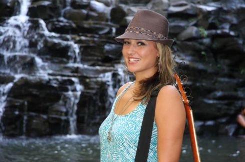 Anuhea pictures