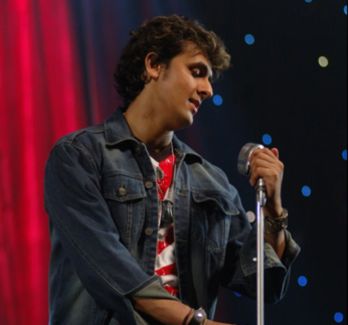 Sonu Nigam pictures