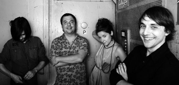 Pustki Artist Profile Aae Music Zobacz słowa utworu kalambury wraz z teledyskiem i tłumaczeniem. aae music