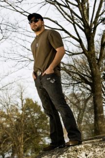 Tyler Farr pictures