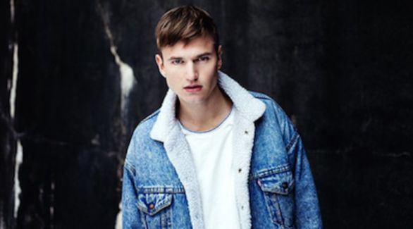 Adrian Lux pictures
