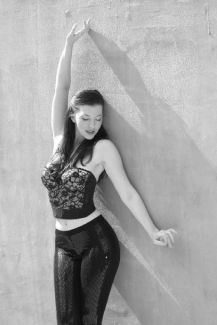 Chrysta Bell pictures