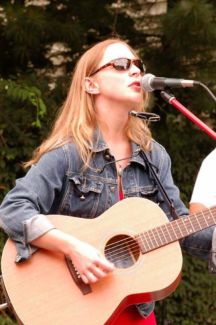 Eilen Jewell pictures
