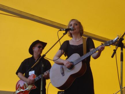 Eilen Jewell pictures