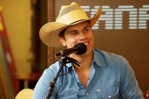 Dustin Lynch pictures