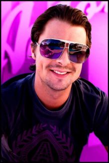 Axwell pictures