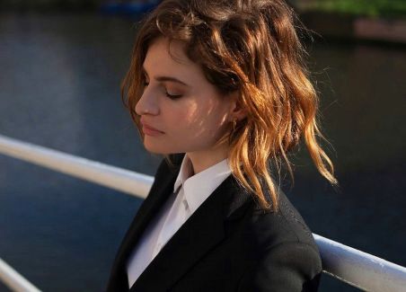 Christine and the Queens pictures