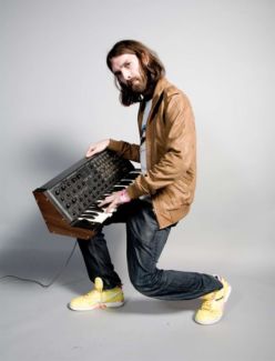 Breakbot pictures