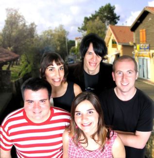 Cola Jet Set pictures
