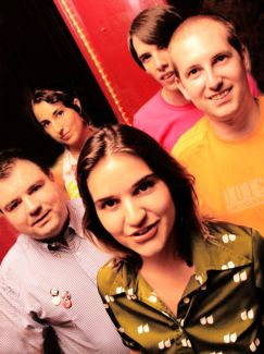Cola Jet Set pictures