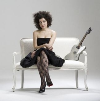 Carrie Rodriguez pictures