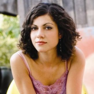 Carrie Rodriguez pictures