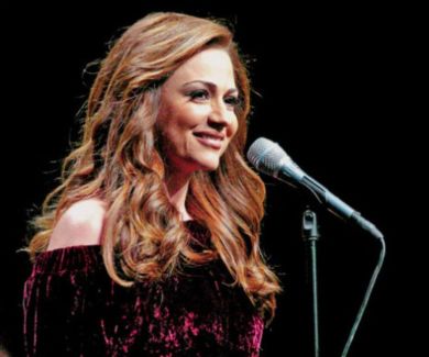Julia Boutros pictures