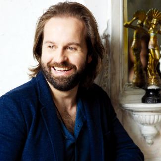 Alfie Boe pictures
