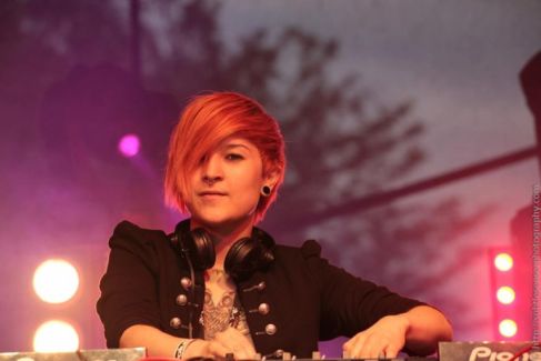 Maya Jane Coles pictures