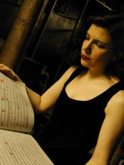 Annie Gosfield pictures