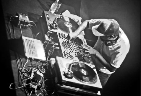 Amon Tobin pictures