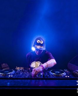 Cookie Monsta pictures