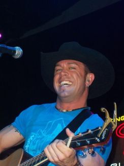 Aaron Pritchett pictures